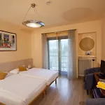 Club Olivi - Tennis Center Malcesine