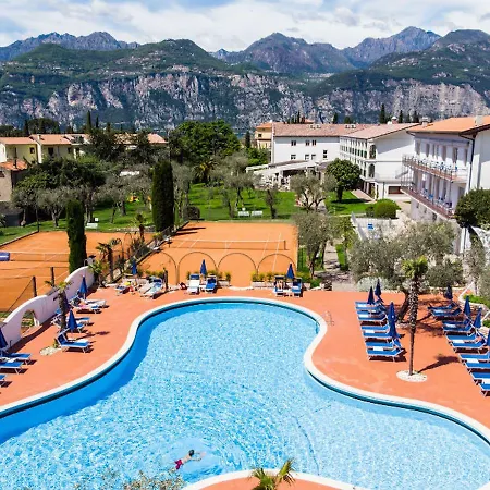 Club Olivi - Tennis Center